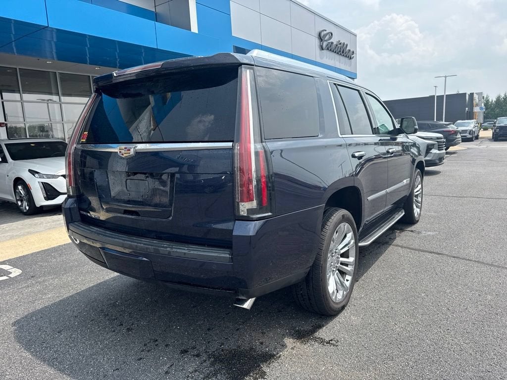2018 Cadillac Escalade Luxury