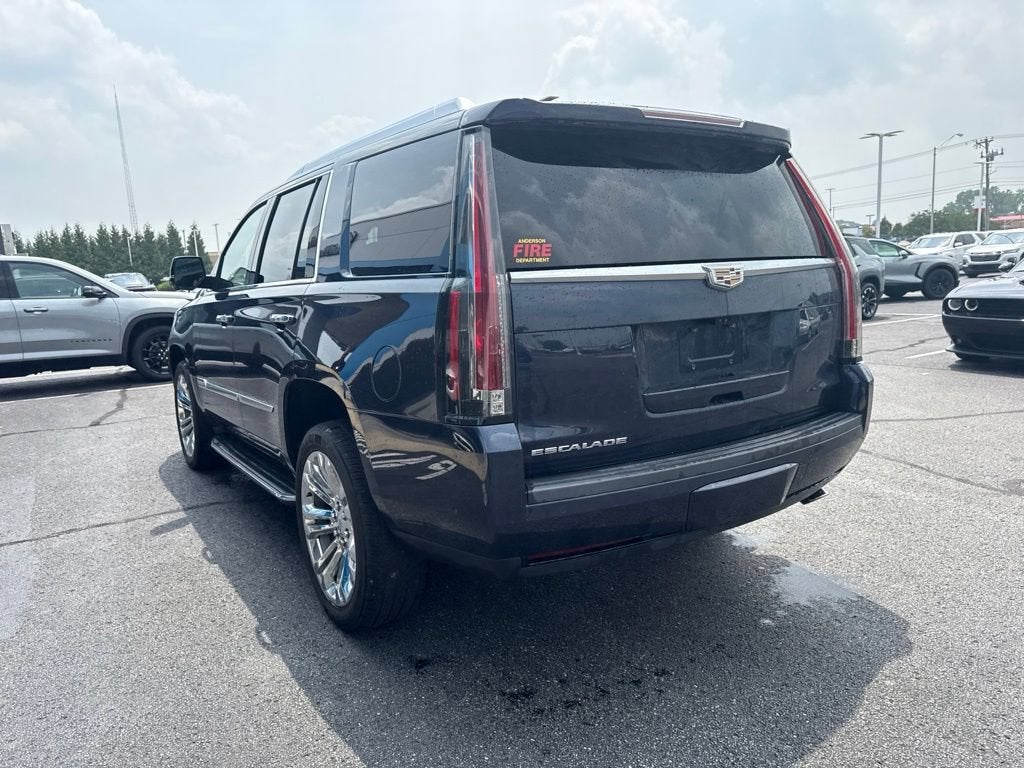 2018 Cadillac Escalade Luxury