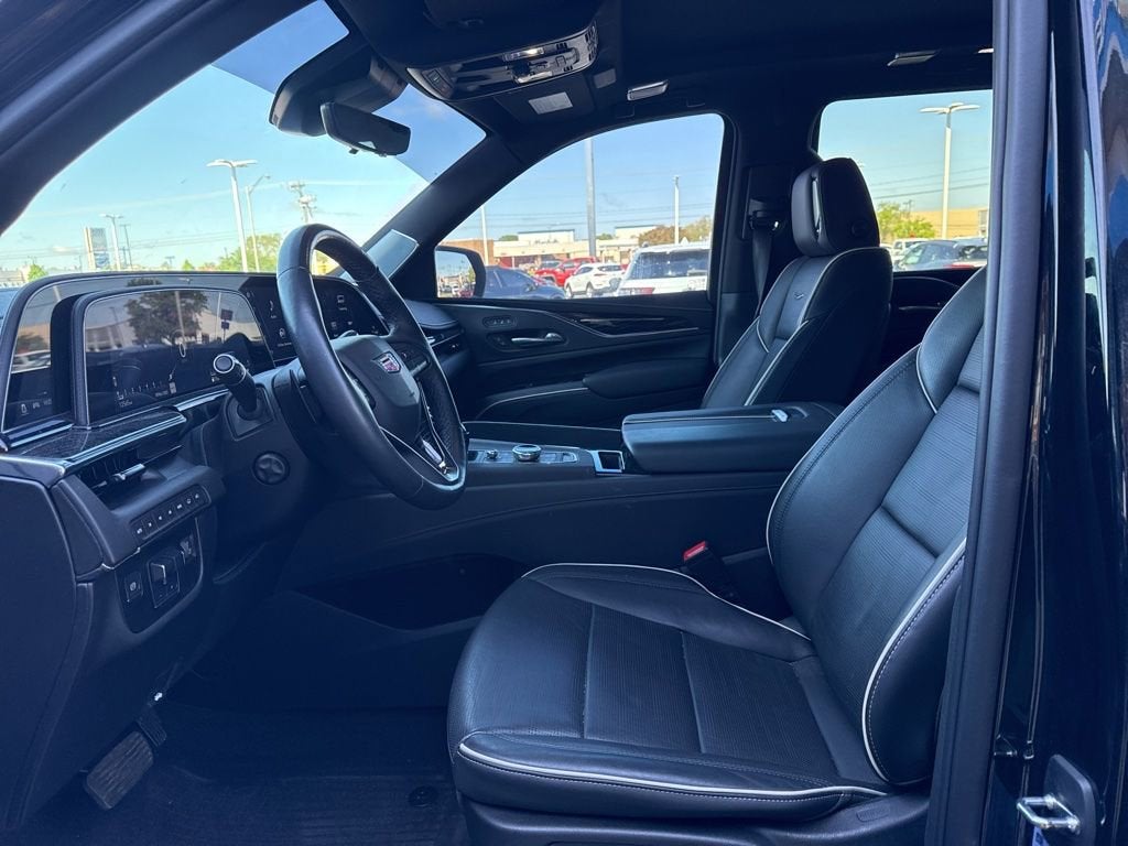 2022 Cadillac Escalade Sport