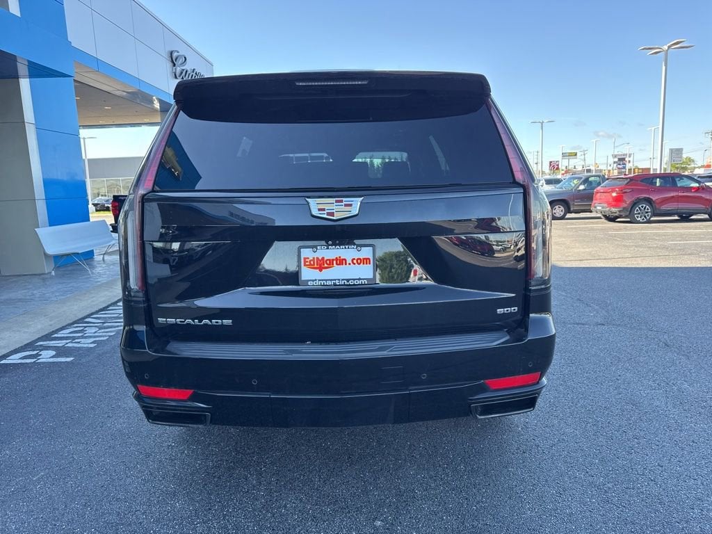2022 Cadillac Escalade Sport