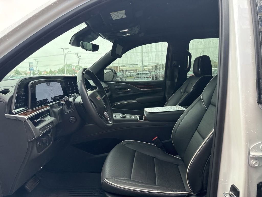 2023 Cadillac Escalade ESV Premium Luxury