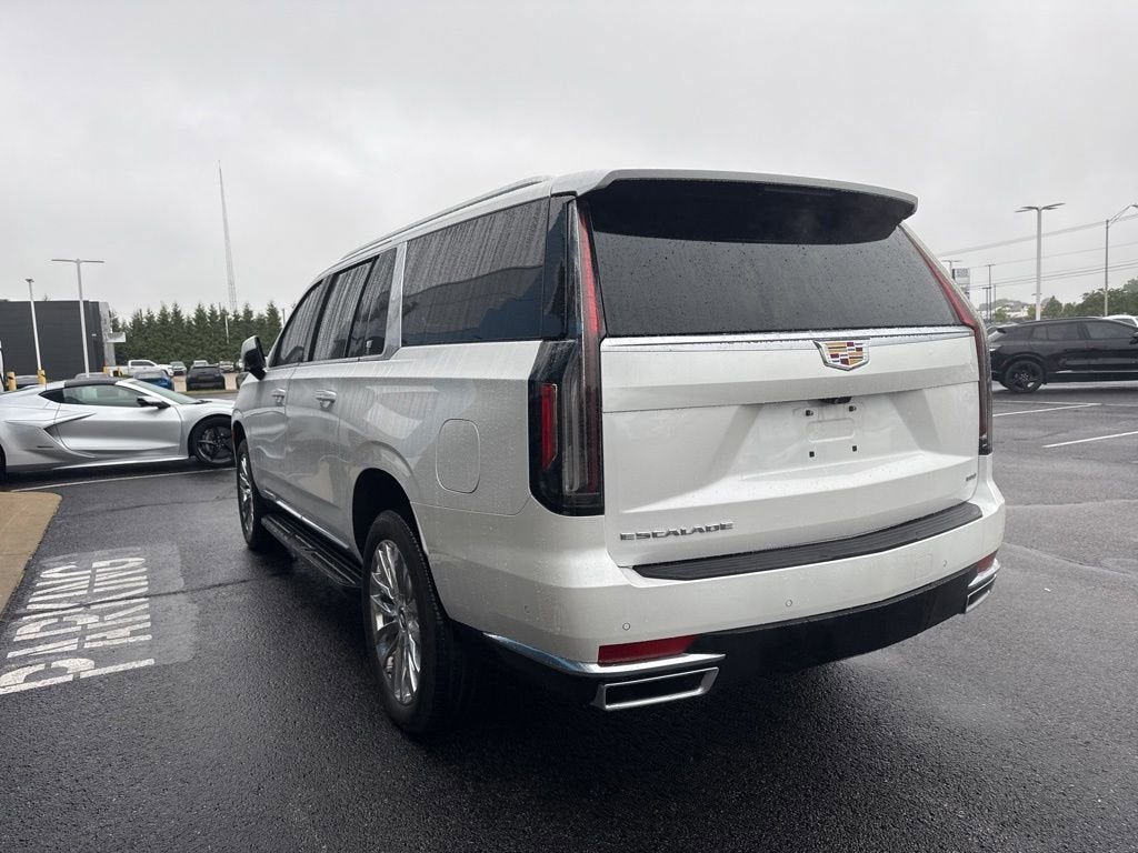 2023 Cadillac Escalade ESV Premium Luxury