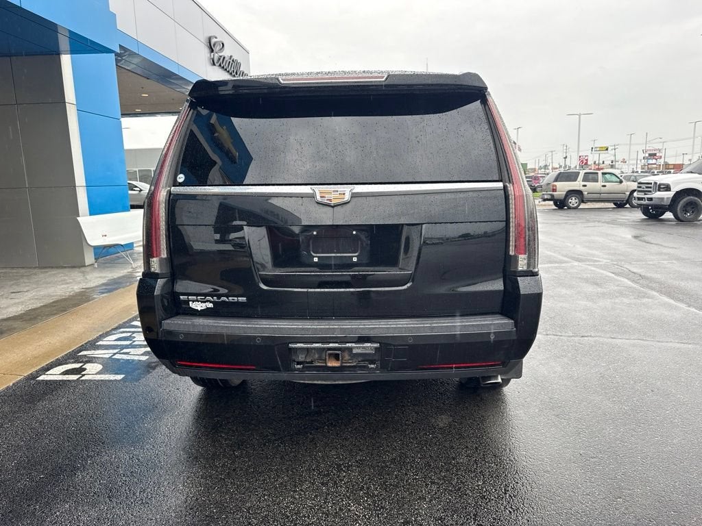 2015 Cadillac Escalade Luxury