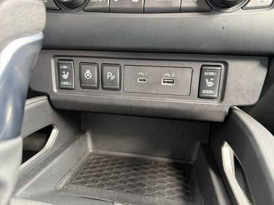 2022 Nissan Frontier SV