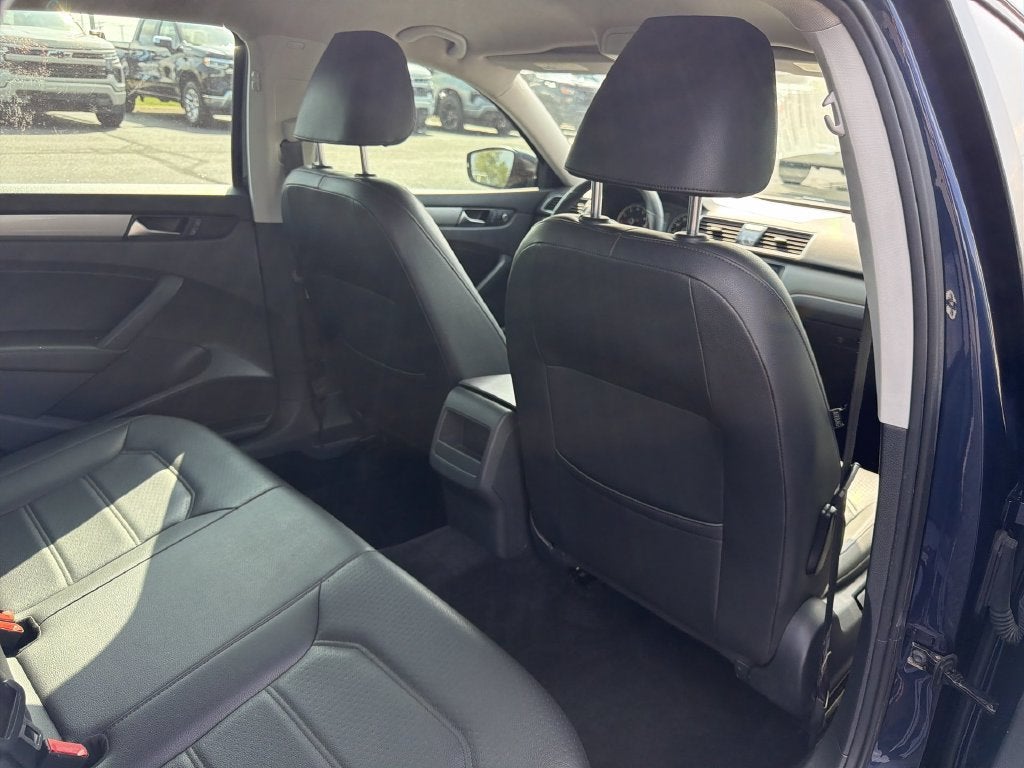 2014 Volkswagen Passat S