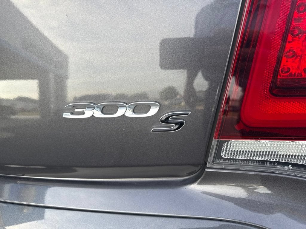 2016 Chrysler 300 300S