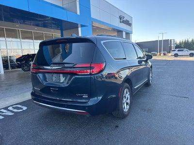2022 Chrysler Pacifica Limited AWD