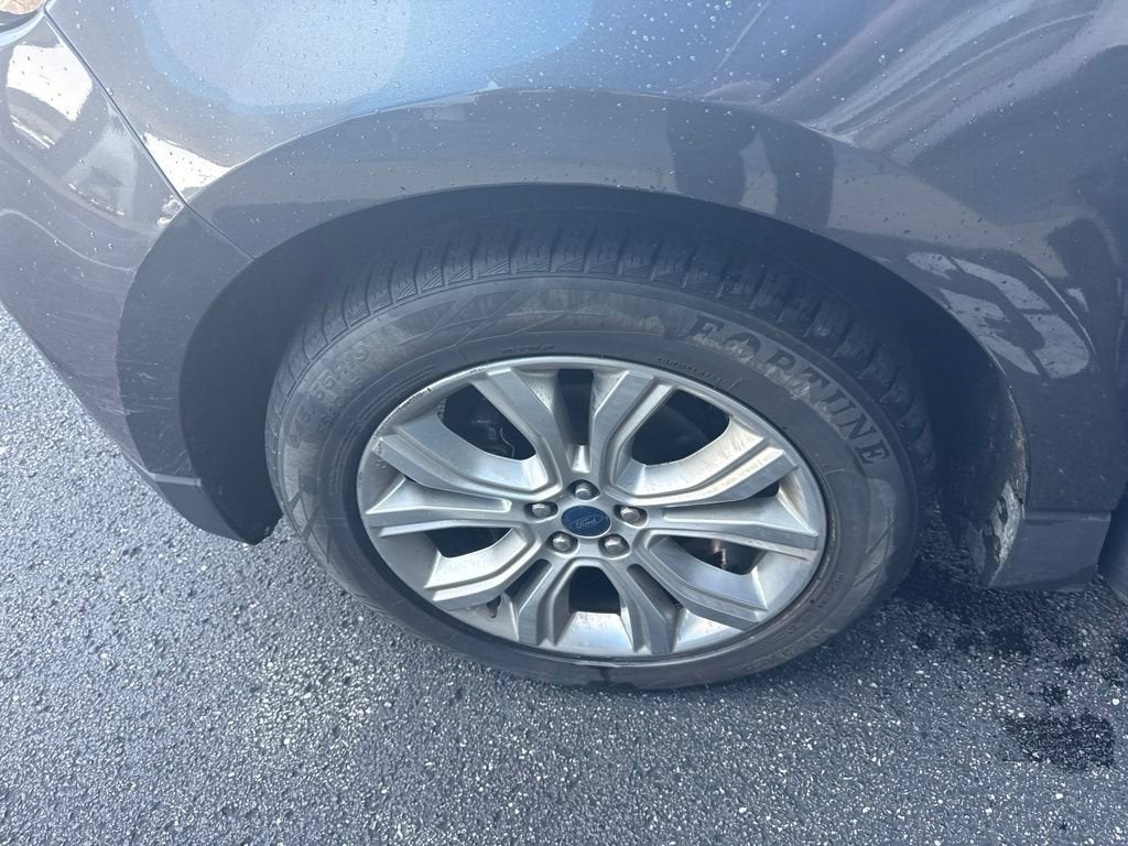 2020 Ford Edge Titanium