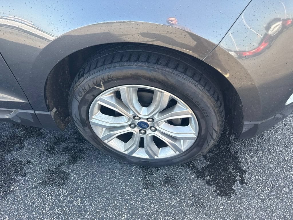 2020 Ford Edge Titanium
