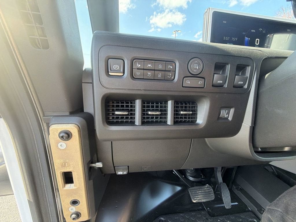 2025 Chevrolet BrightDrop 600 EJZ