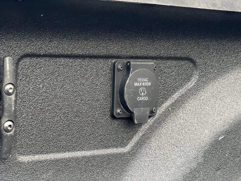 2022 RAM 2500 Laramie Crew Cab 4x4 6'4" Box