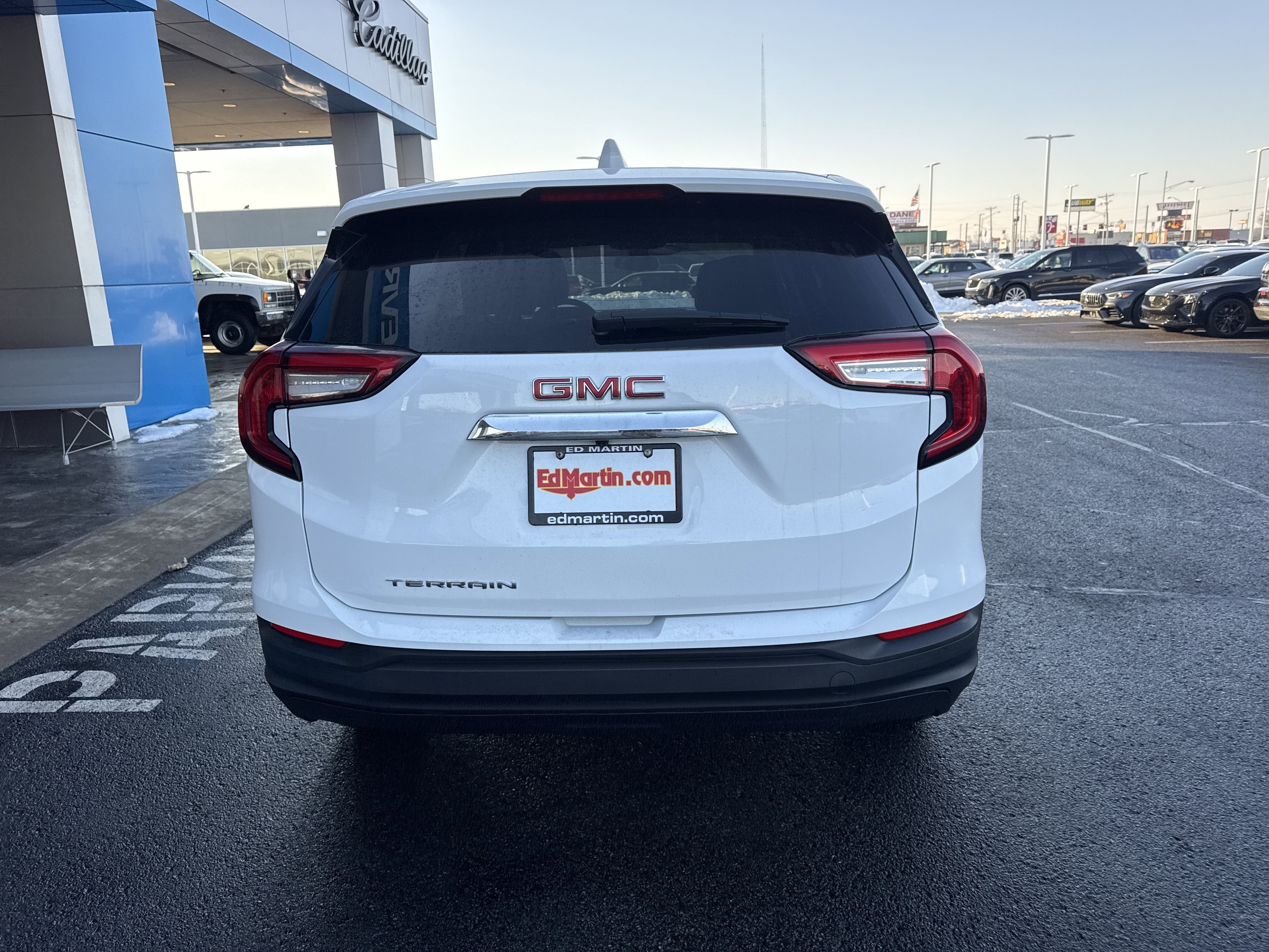 2022 GMC Terrain SLE