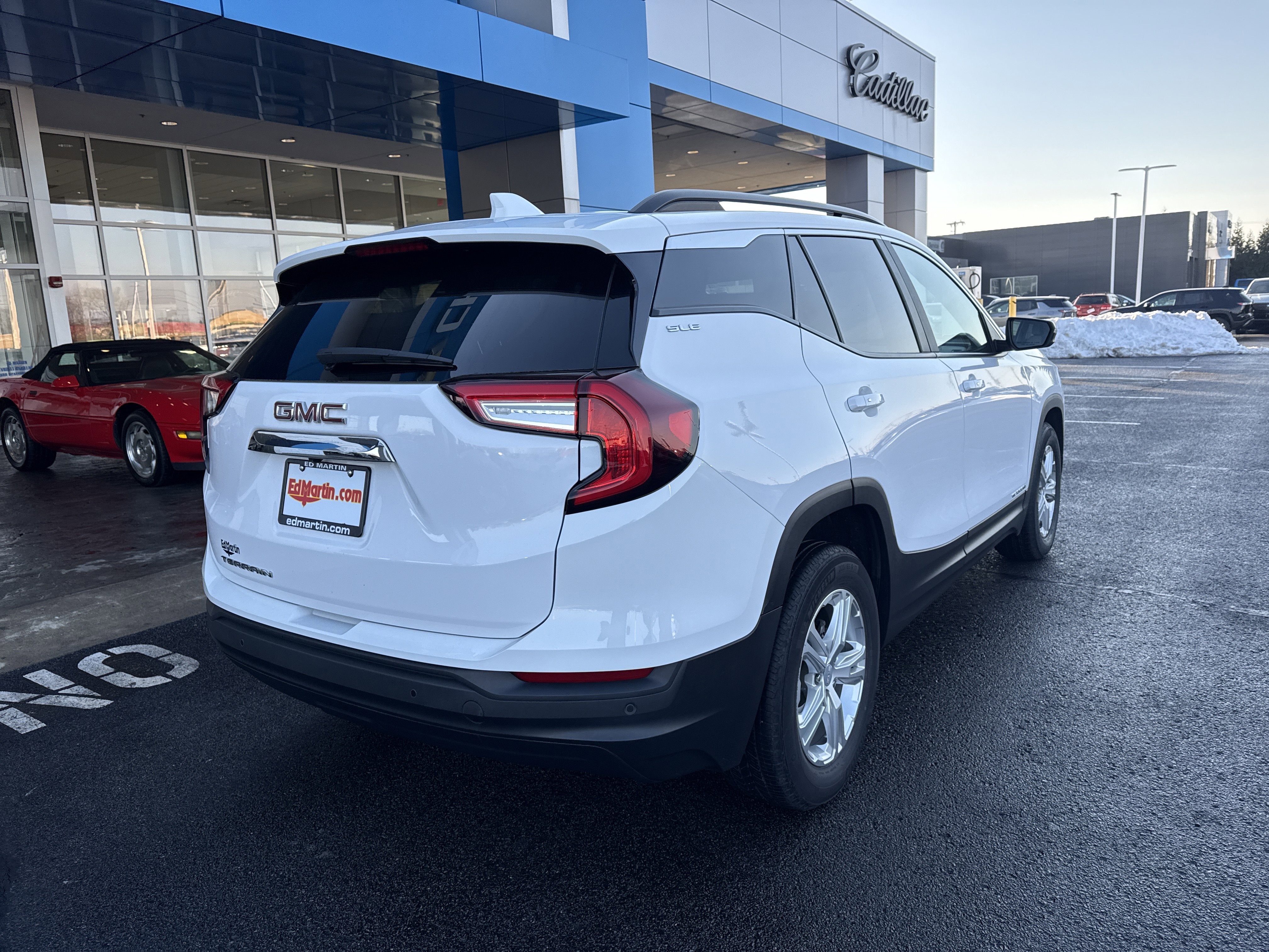 2022 GMC Terrain SLE