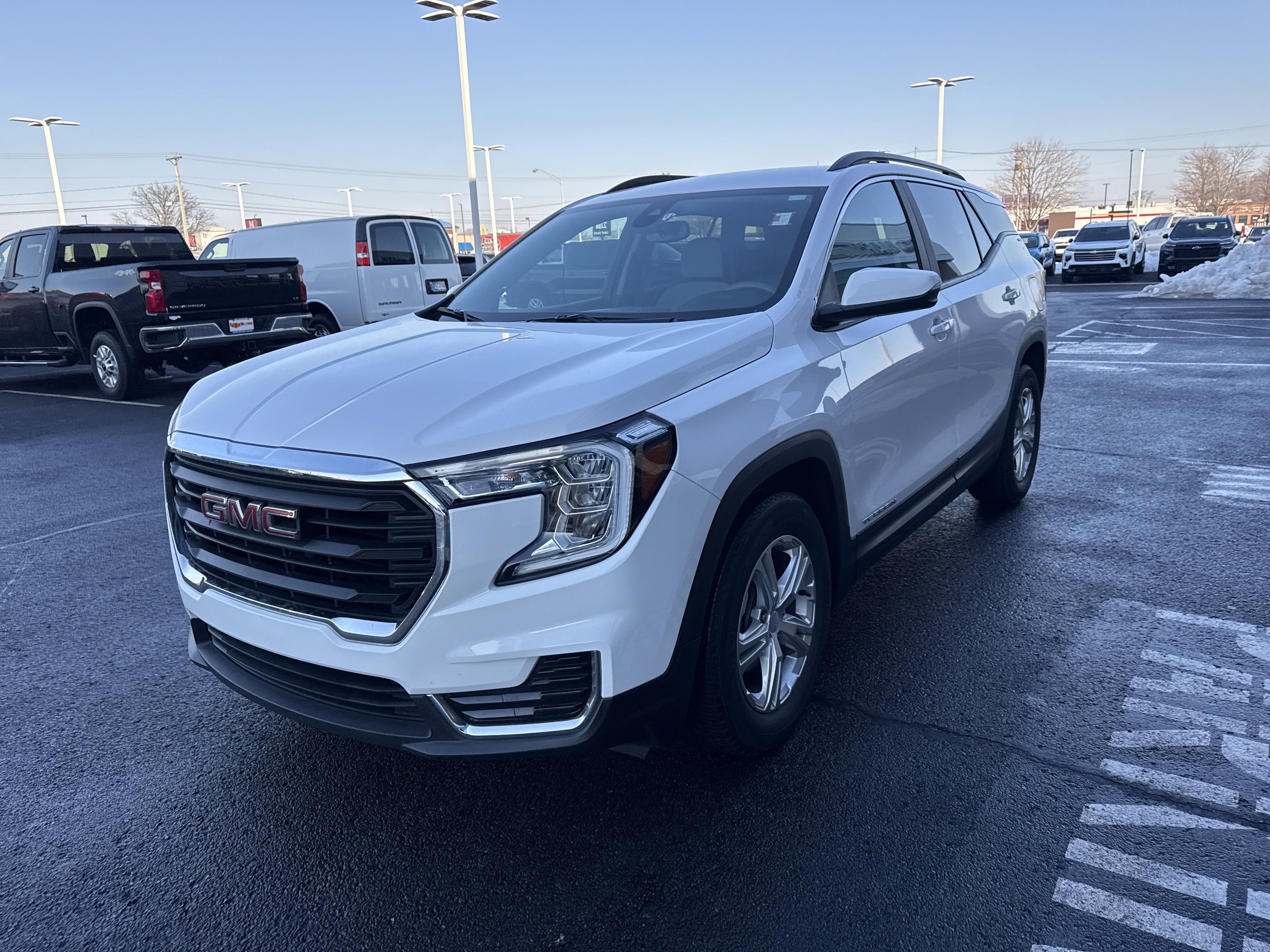 2022 GMC Terrain SLE