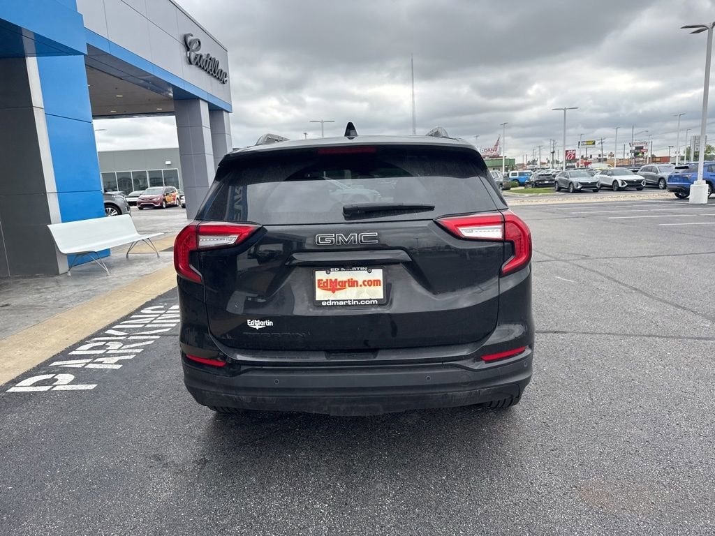 2023 GMC Terrain SLT