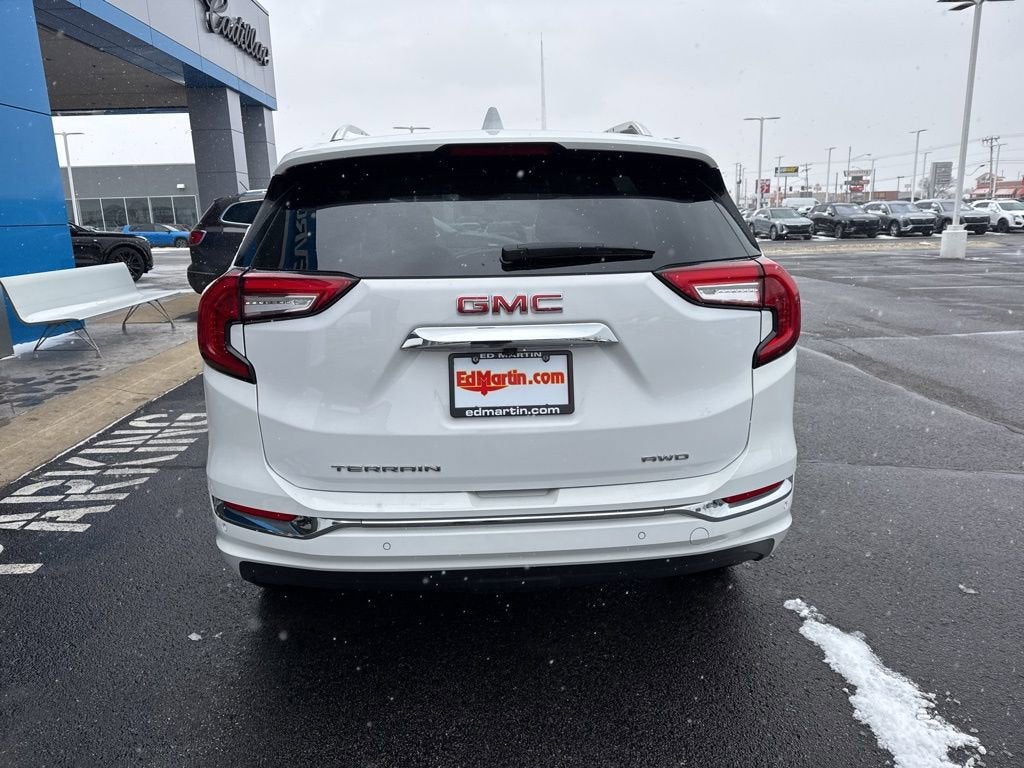2022 GMC Terrain Denali