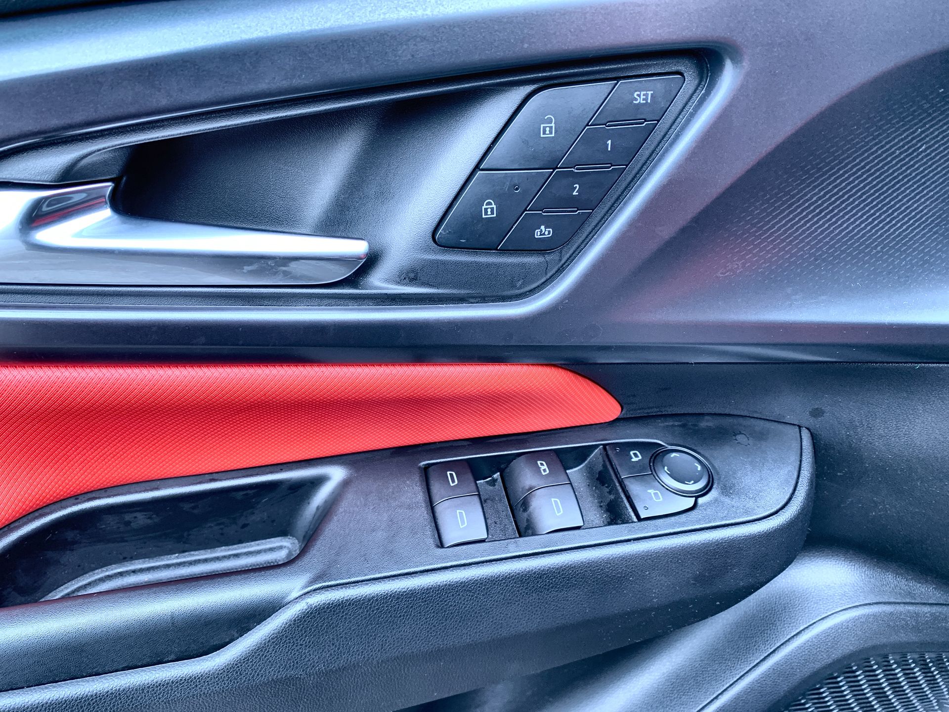 2025 Chevrolet Equinox EV RS - Photo 115