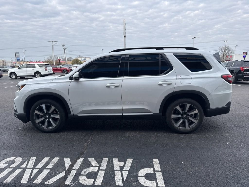 2023 Honda Pilot Touring