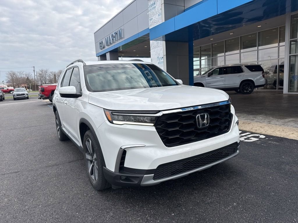 2023 Honda Pilot Touring