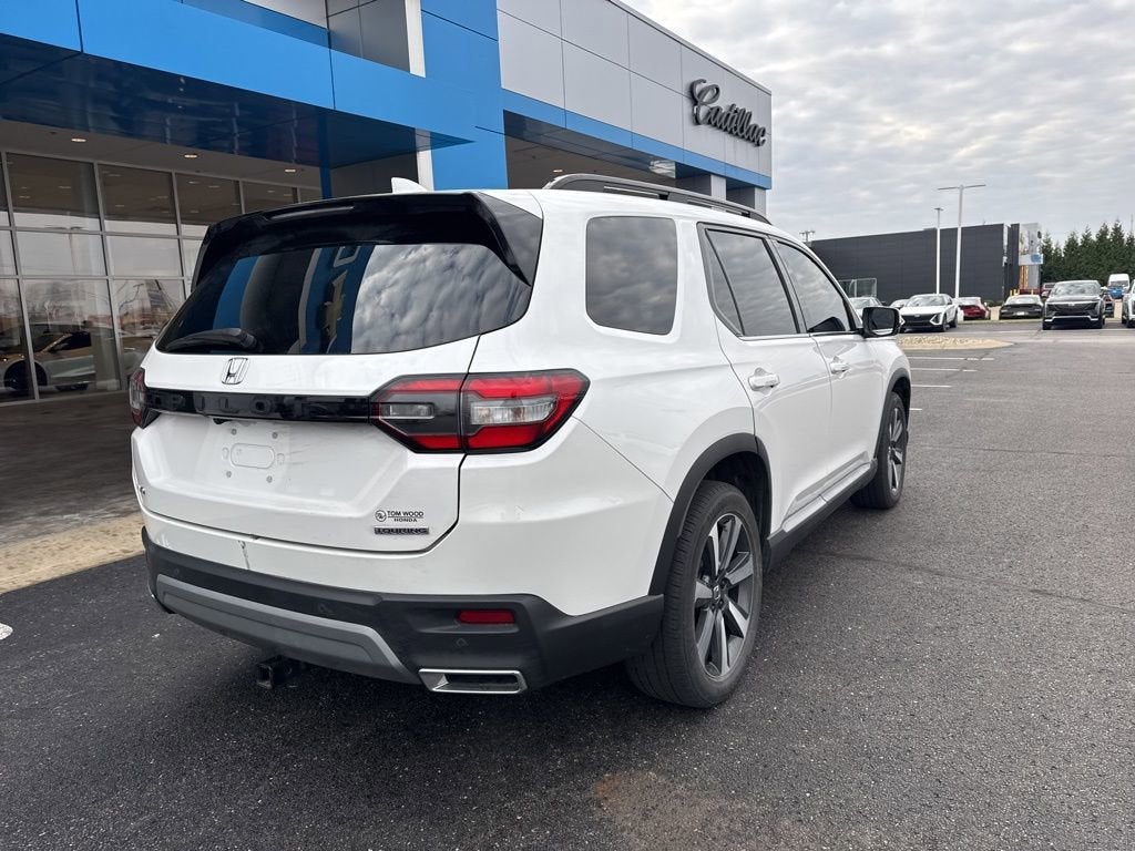 2023 Honda Pilot Touring