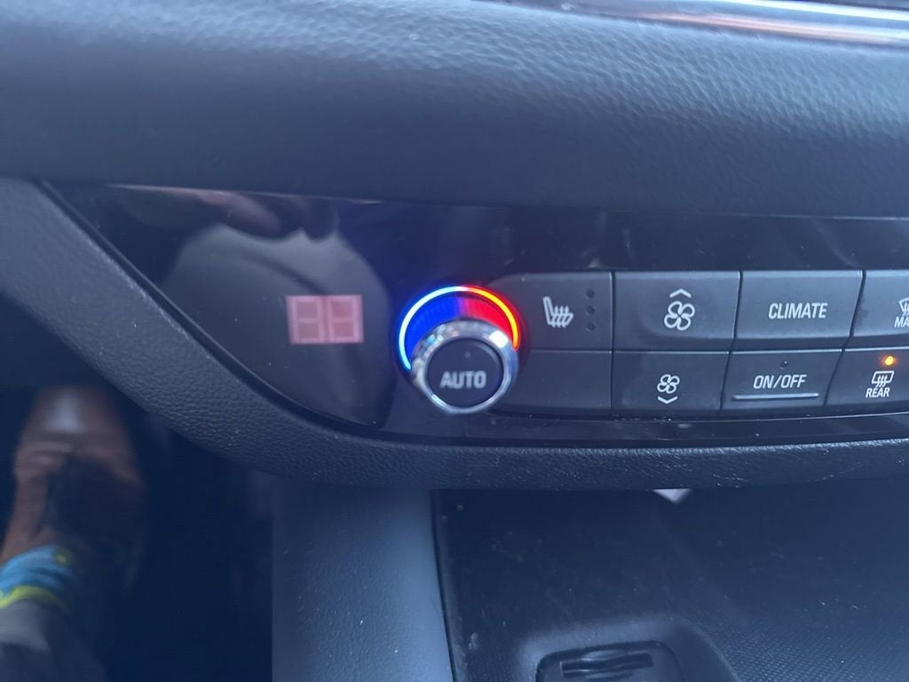 2020 Buick Enclave Essence