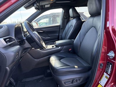 2022 Toyota Highlander XSE