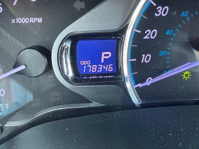 2014 Toyota Sienna XLE V6 8 Passenger