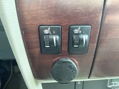 2014 Toyota Sienna XLE V6 8 Passenger