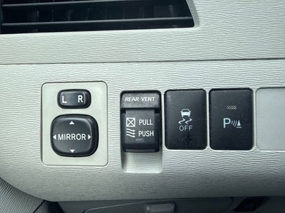 2014 Toyota Sienna XLE V6 8 Passenger