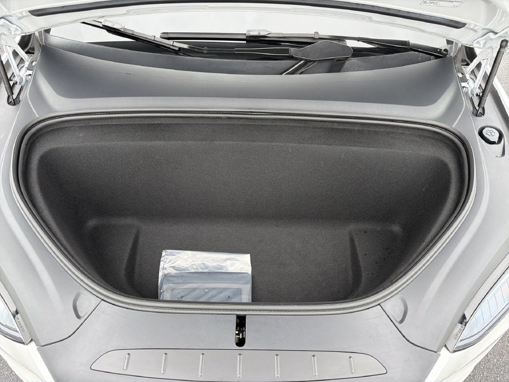2026 Tesla Model X Plaid