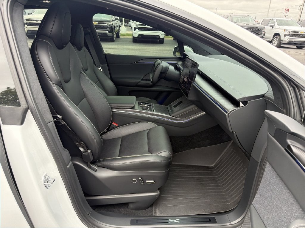 2026 Tesla Model X Plaid