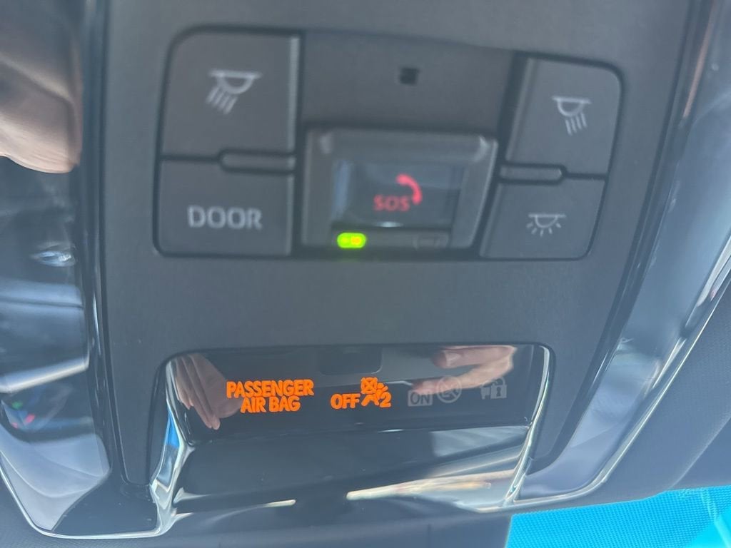 2022 Toyota Venza LE