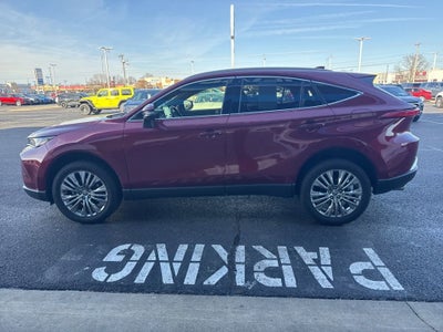 2022 Toyota Venza LE