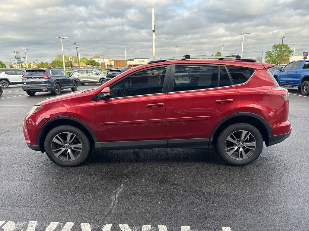 2017 Toyota RAV4 XLE