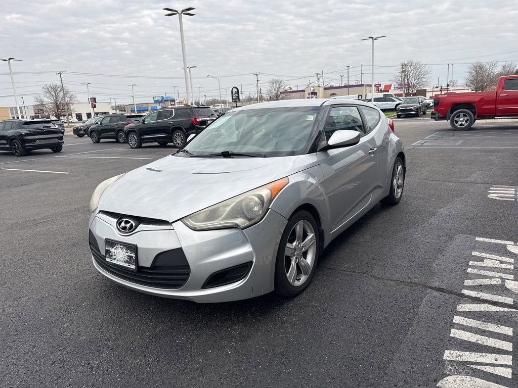 2012 Hyundai Veloster w/Gray Int