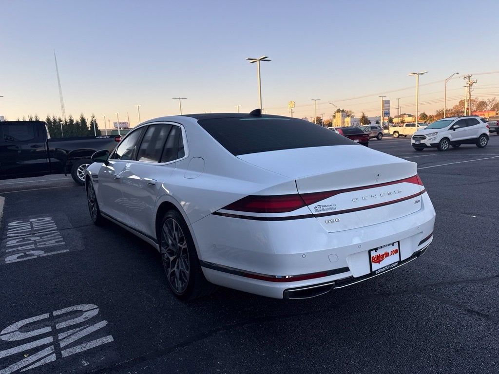 2023 Genesis G90 e-SC