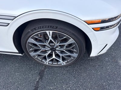 2023 Genesis G90 e-SC