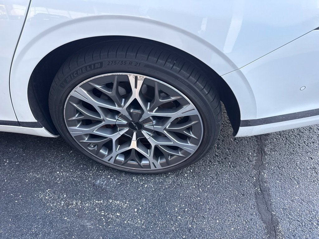 2023 Genesis G90 e-SC