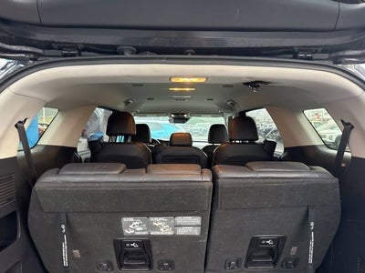 2023 Kia Carnival LX