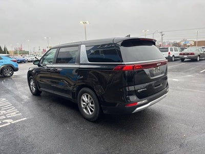 2023 Kia Carnival LX