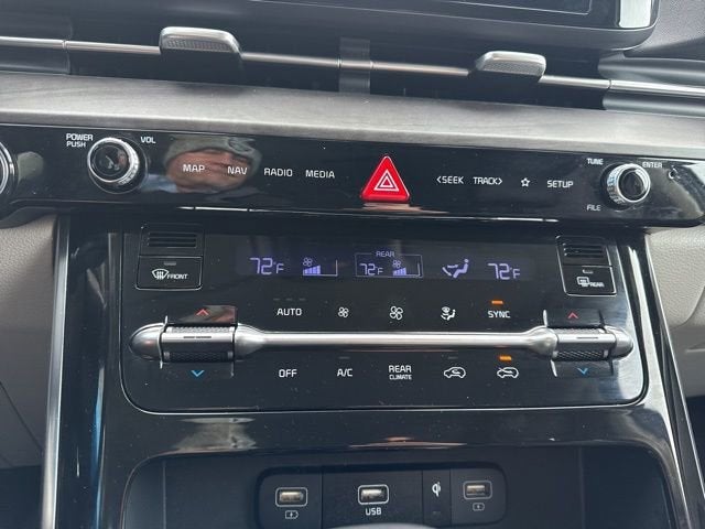 2024 Kia Carnival EX