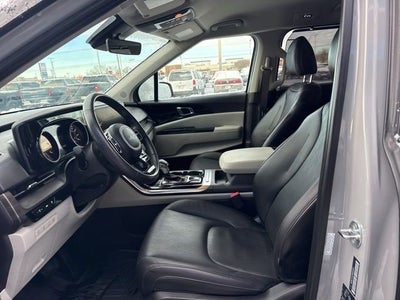 2024 Kia Carnival EX