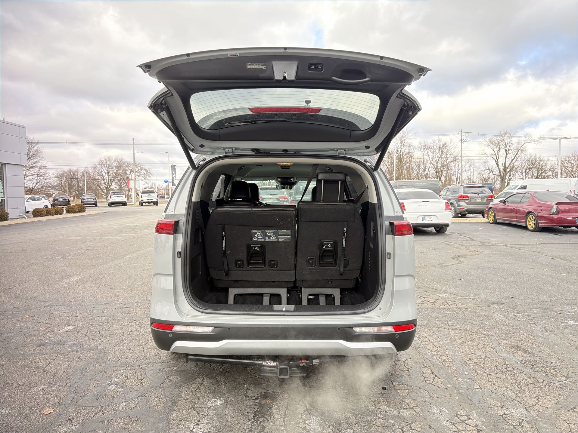 2024 Kia Carnival EX