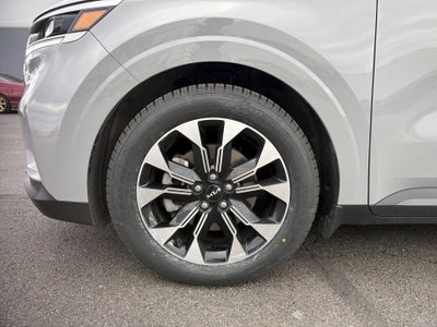 2024 Kia Carnival EX