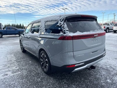 2024 Kia Carnival EX