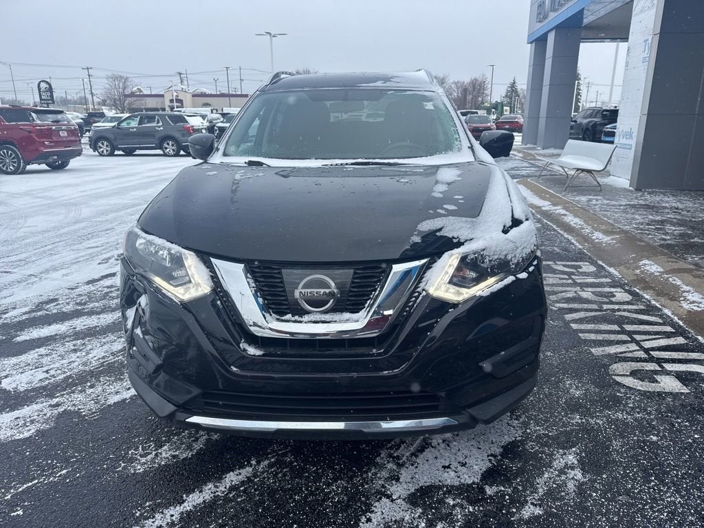 2017 Nissan Rogue SV