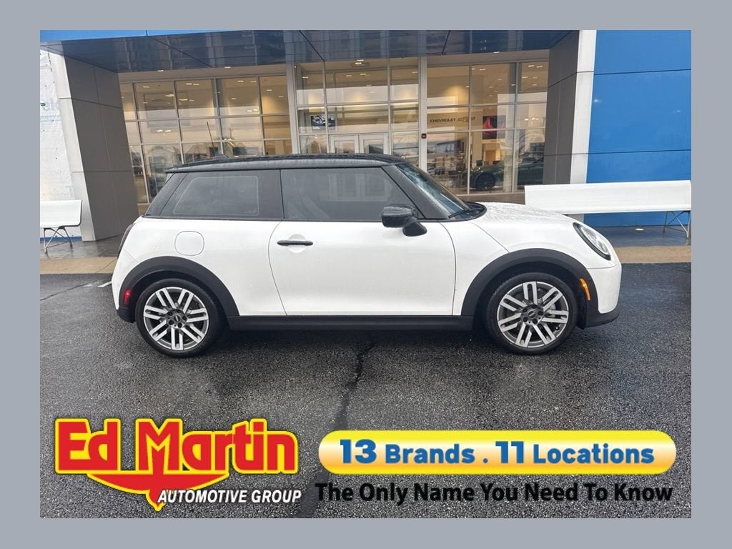 2025 MINI Hardtop 2 Door Cooper