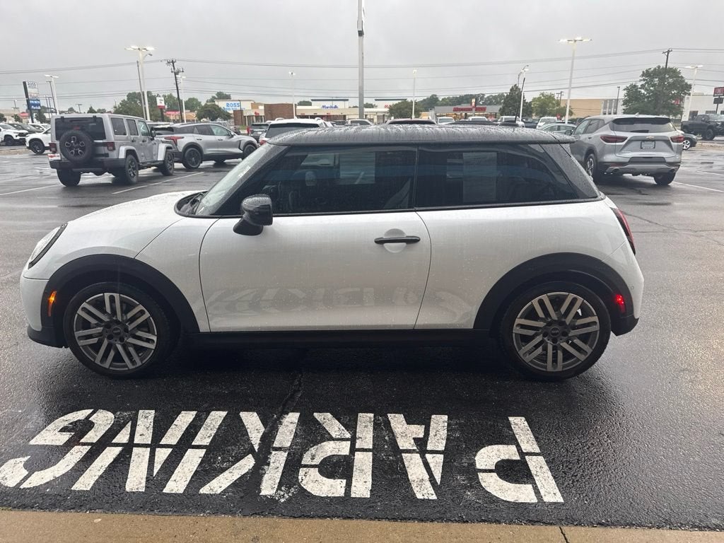 2025 MINI Hardtop 2 Door Cooper