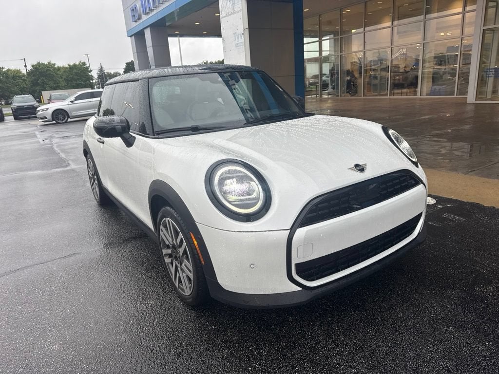 2025 MINI Hardtop 2 Door Cooper