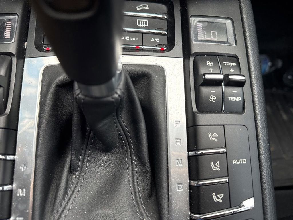 2016 Porsche Macan Turbo